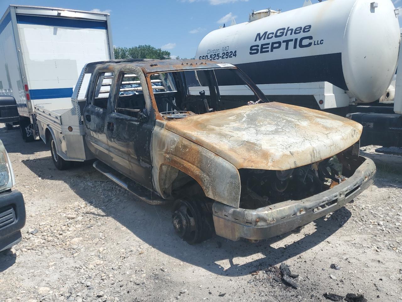 2007 Chev Rolet Silverado Flatbed Truck