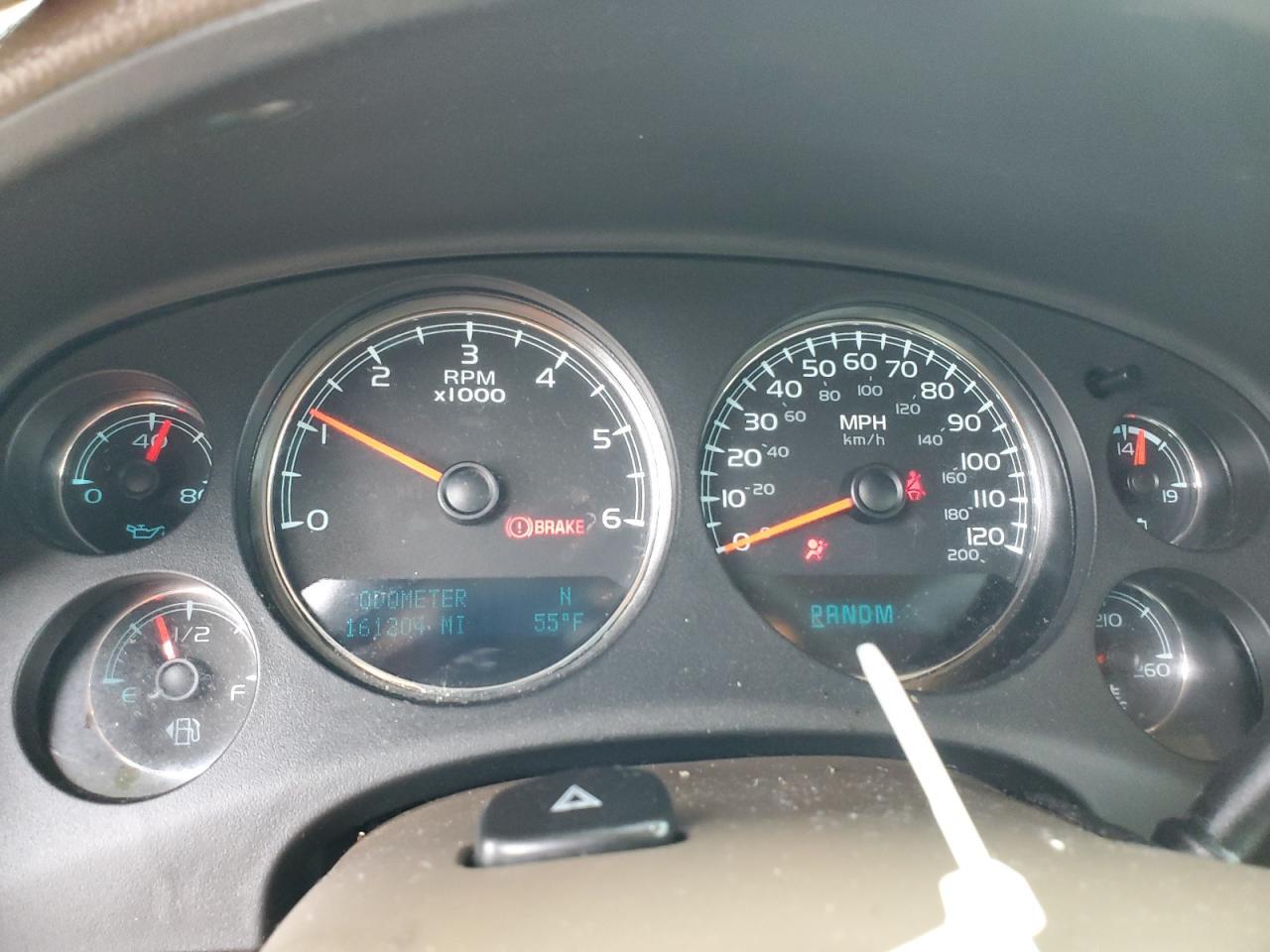2011 GMC Yukon xl C1500 sle