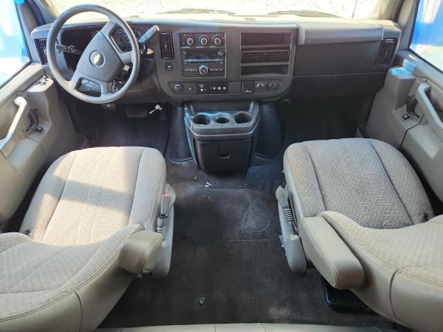 2017 Chevrolet Express G3500 LT