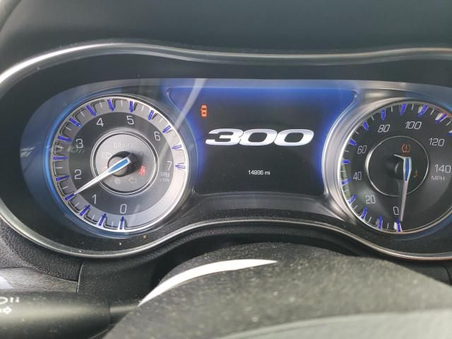 2020 Chrysler 300 Touring