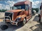 2011 Volvo VNL Semi Truck