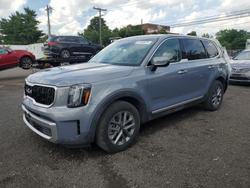 KIA Vehiculos salvage en venta: 2023 KIA Telluride lx