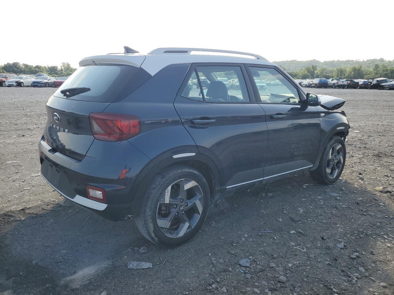 2021 Hyundai Venue sel