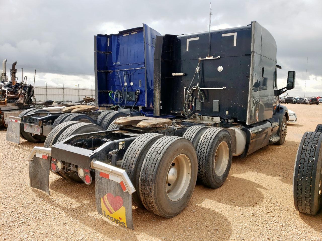 2016 Peterbilt 579 Semi Truck