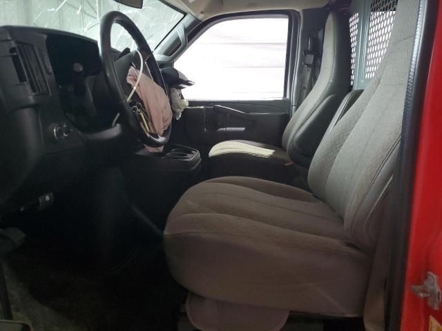 2016 Chevrolet Express G2500