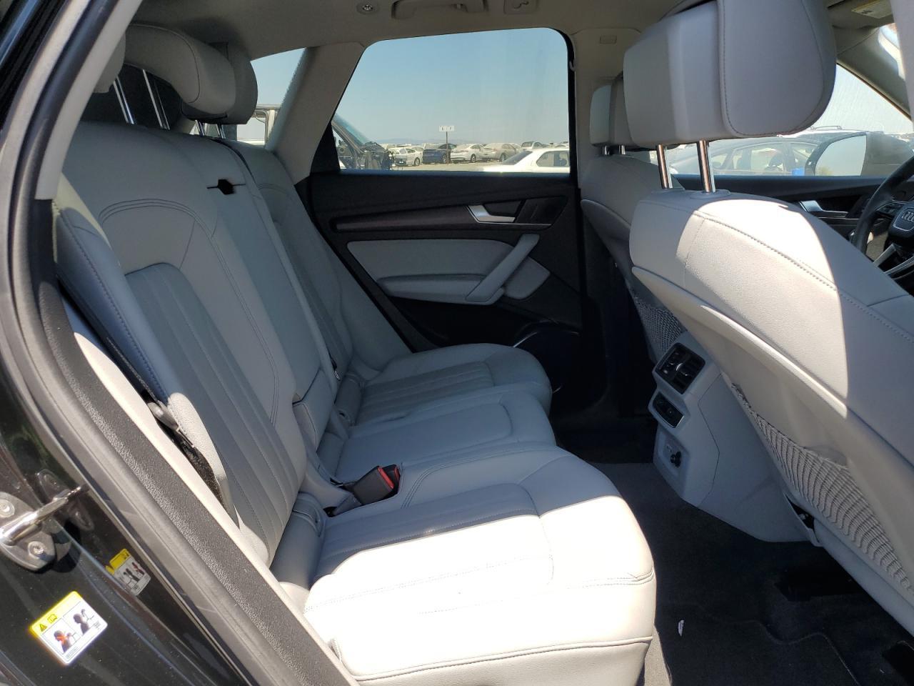 2022 Audi Q5 Premium 45