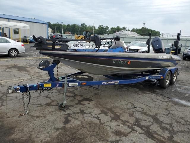 2002 Stratos Boat