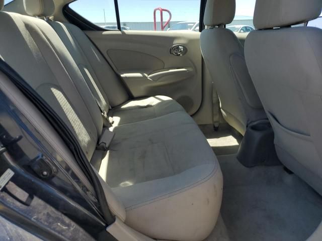 2015 Nissan Versa S