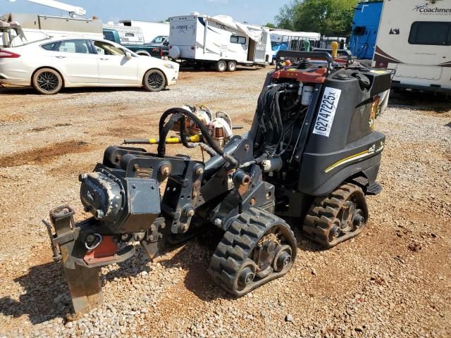 2021 Ditchwitch 2021 Ditch Witch R300 Cable Plow