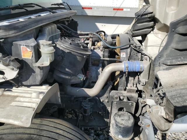 2007 Freightliner M2 106 MED-Trucks