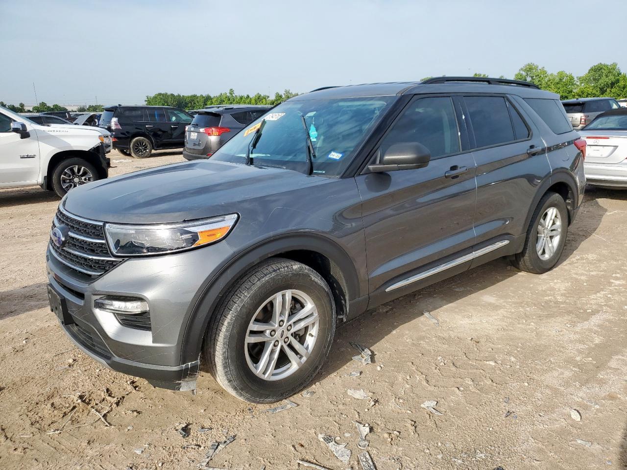 2023 Ford Explorer xlt