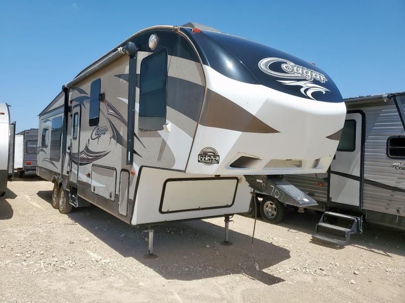 2015 Cougar CG34TS822