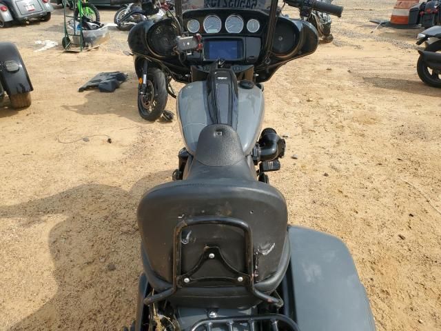 2022 Harley-Davidson Flhxst