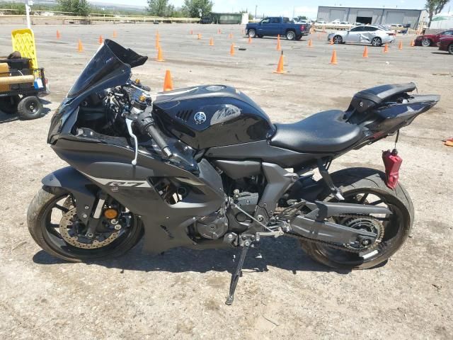 2024 Yamaha YZFR7