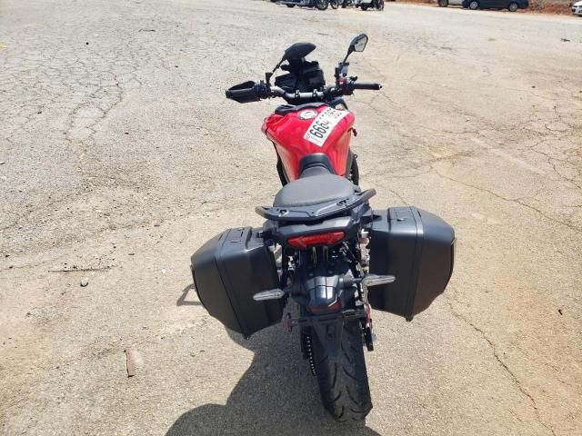 2022 Yamaha MTT09 GT