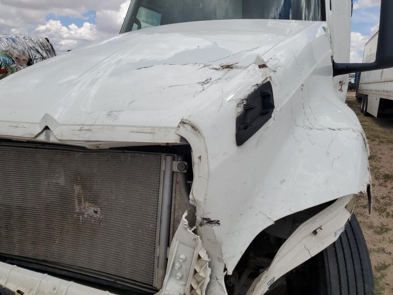 2018 International LT625