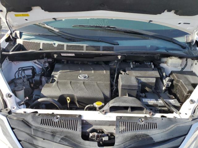 2013 Toyota 2013 Toyt Sienna le