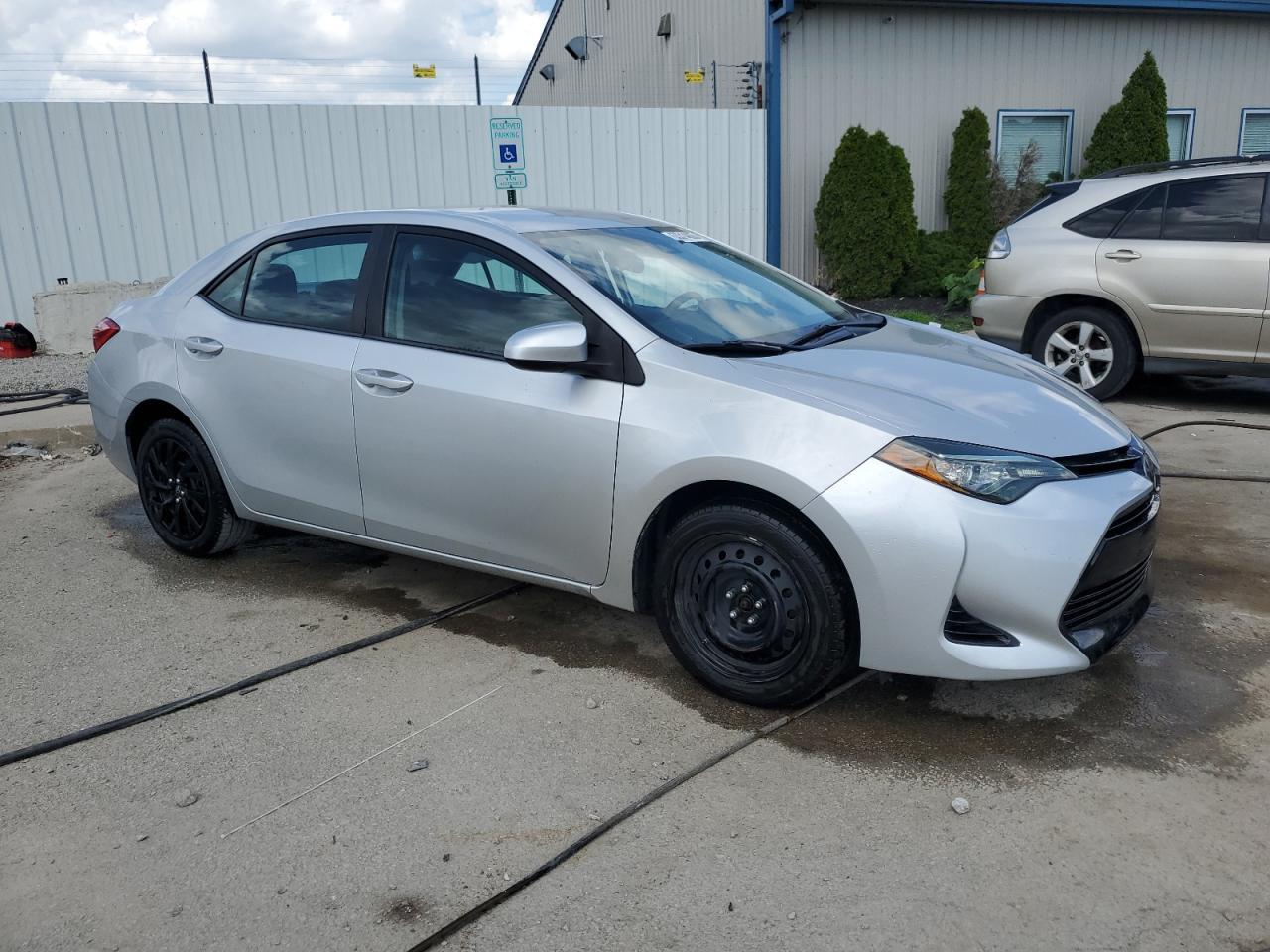 2018 Toyota Corolla l