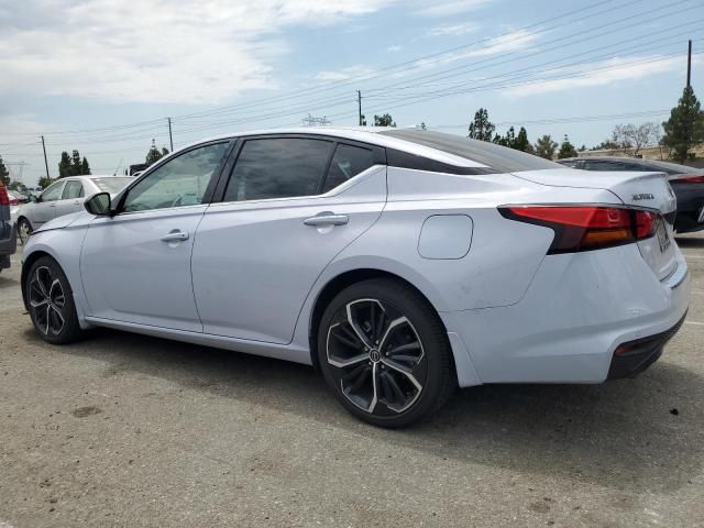 2023 Nissan Altima SR