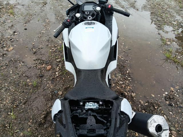 2025 Kawasaki EX500 H