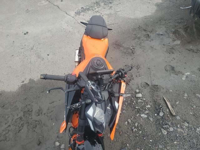 2024 KTM 390 Duke