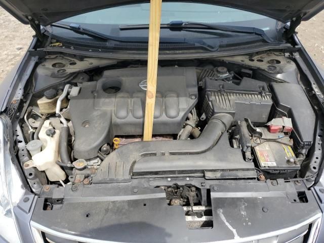 2010 Nissan Altima Base