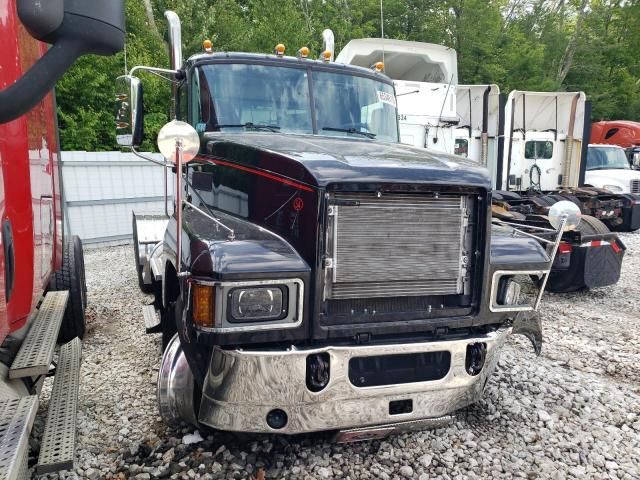 2024 Mack Pinnacle Semi Truck