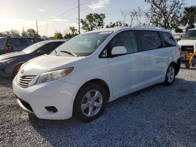 2013 Toyota 2013 Toyt Sienna le