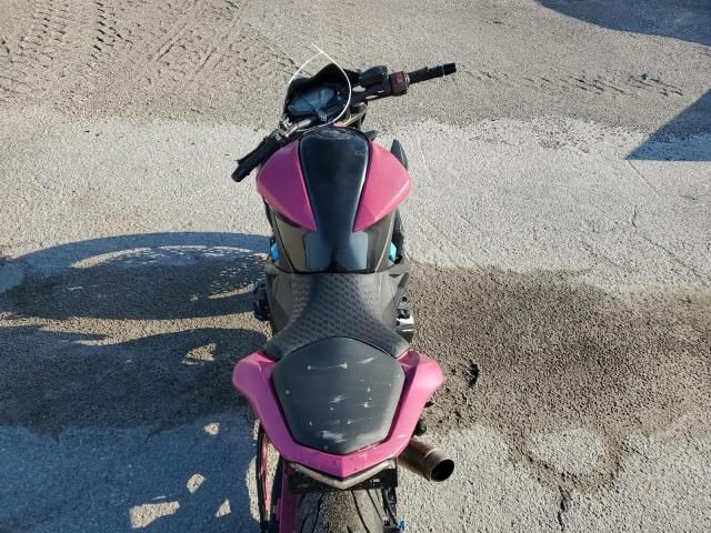 2016 Kawasaki ZR800 B