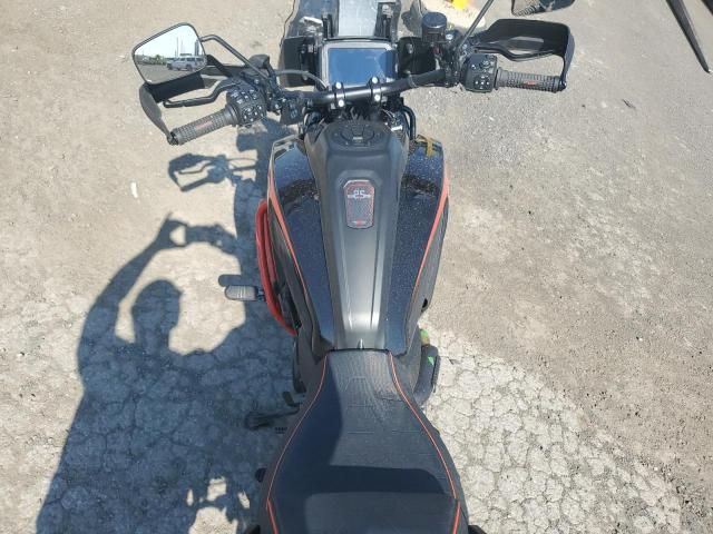 2024 Harley-Davidson RA1250 SE