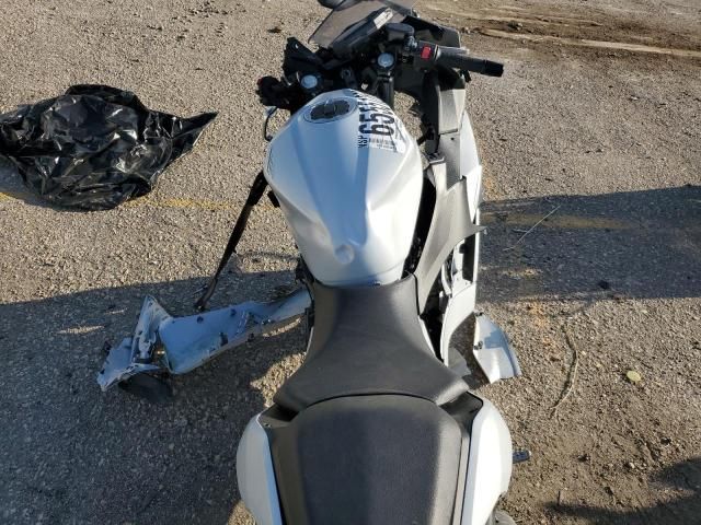 2025 Kawasaki EX500