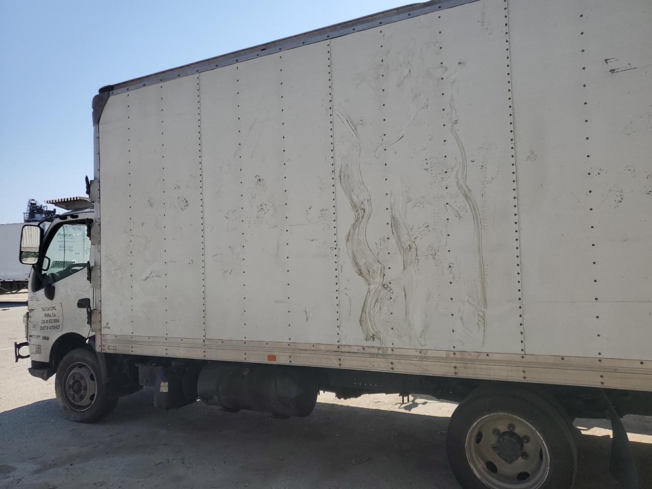 2020 Hino 195