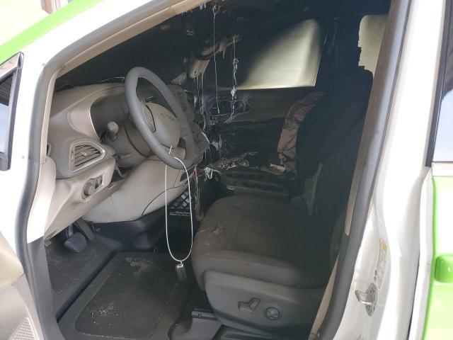 2024 Chrysler Voyager lx