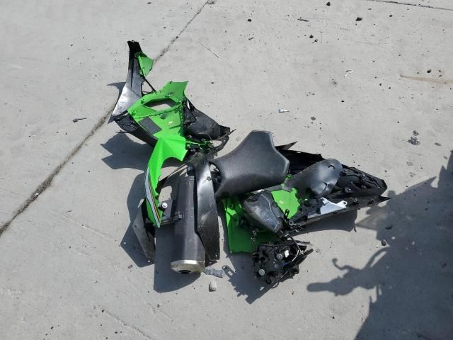 2025 Kawasaki Ex500 h