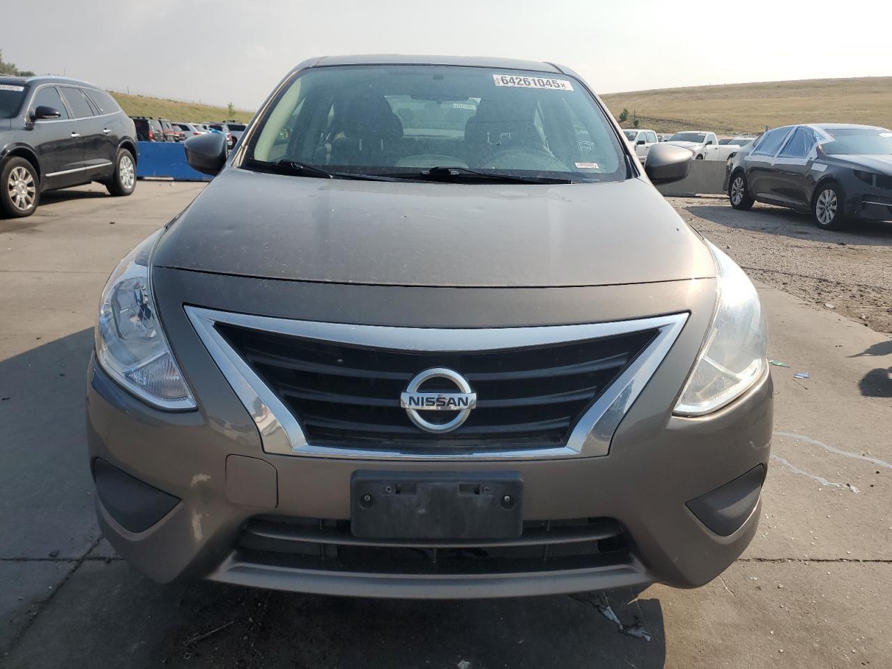 2016 Nissan Versa s