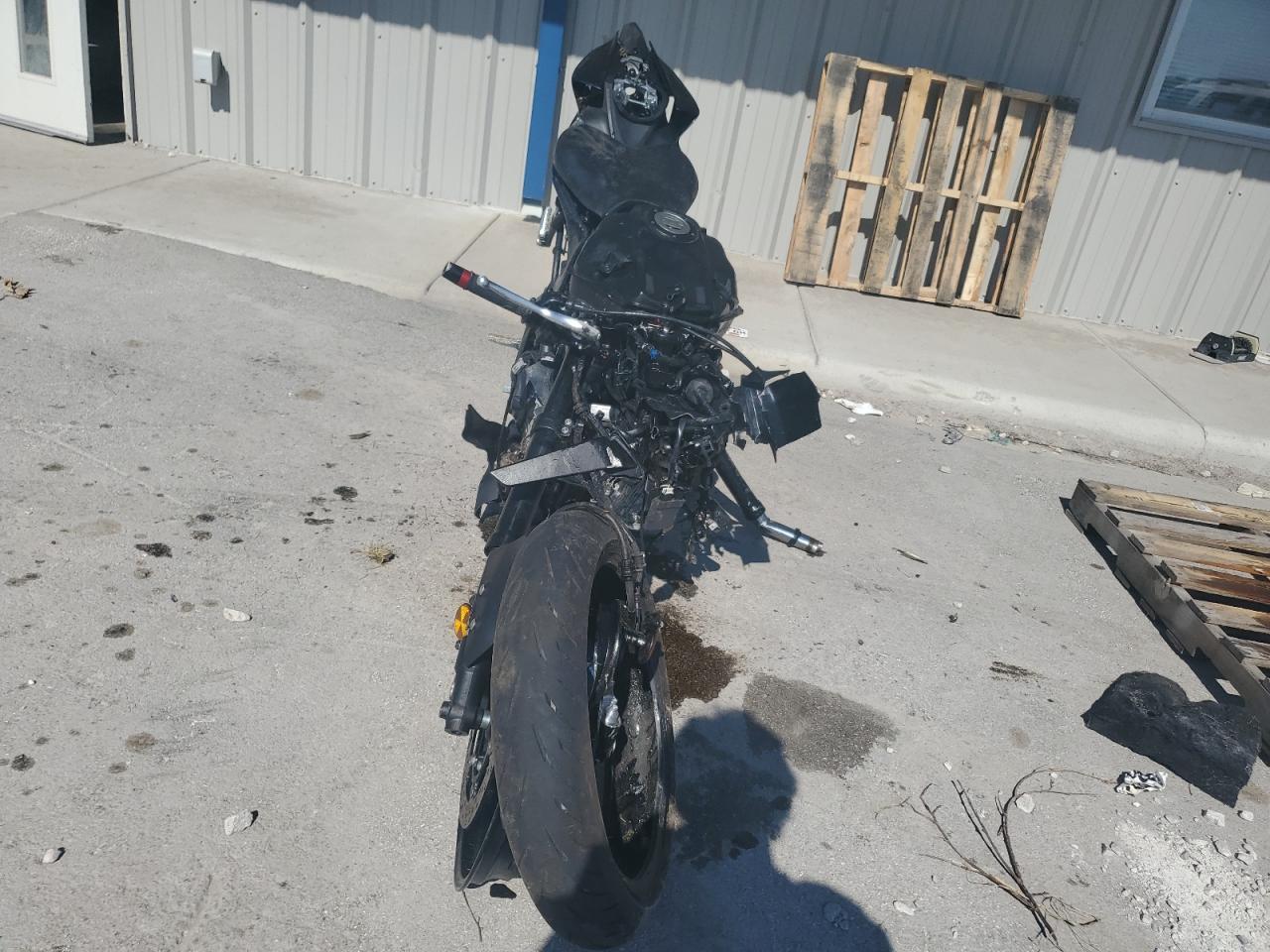 2024 Yamaha YZFR7
