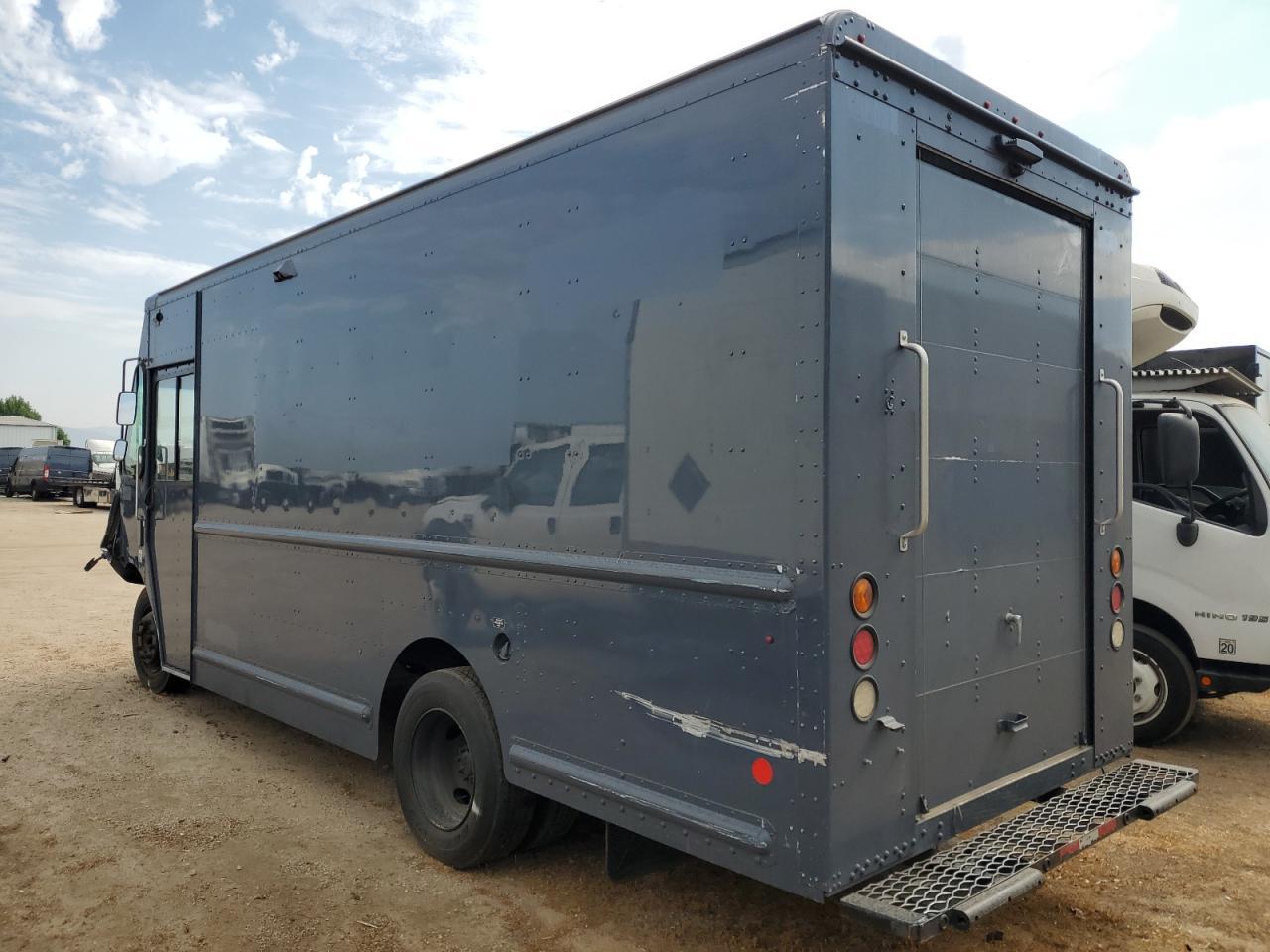 2021 Freightliner Chassis M Line WALK-IN Van