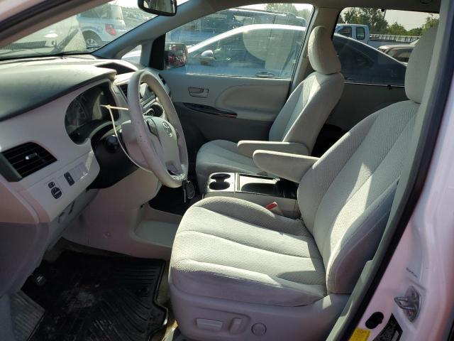 2013 Toyota 2013 Toyt Sienna le