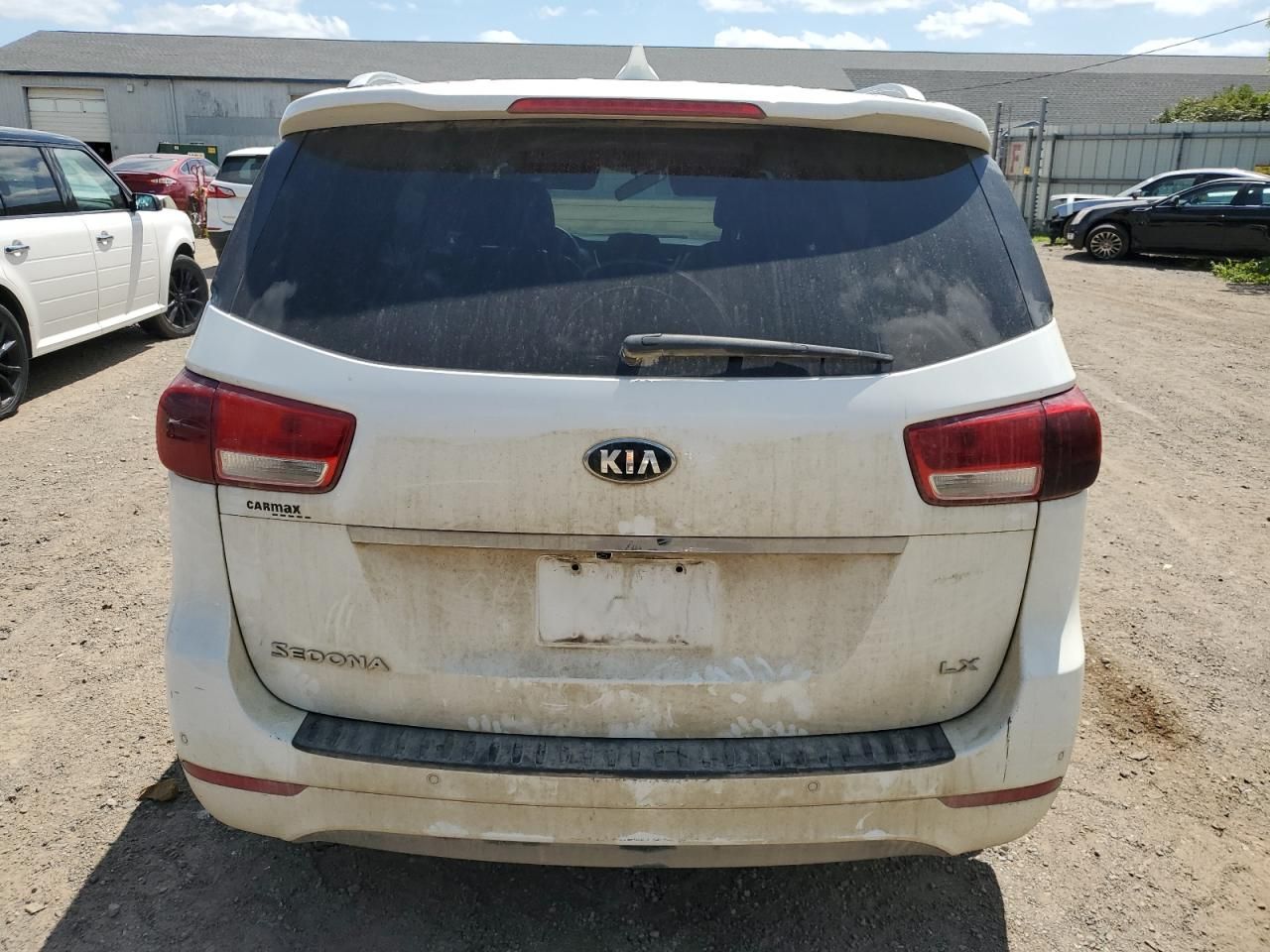 2017 KIA Sedona lx