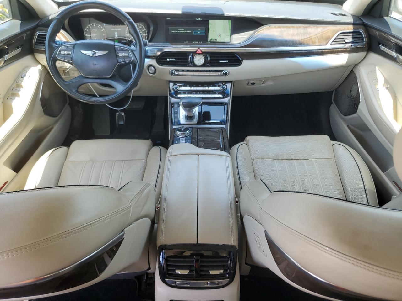 2017 Genesis G90 Premium