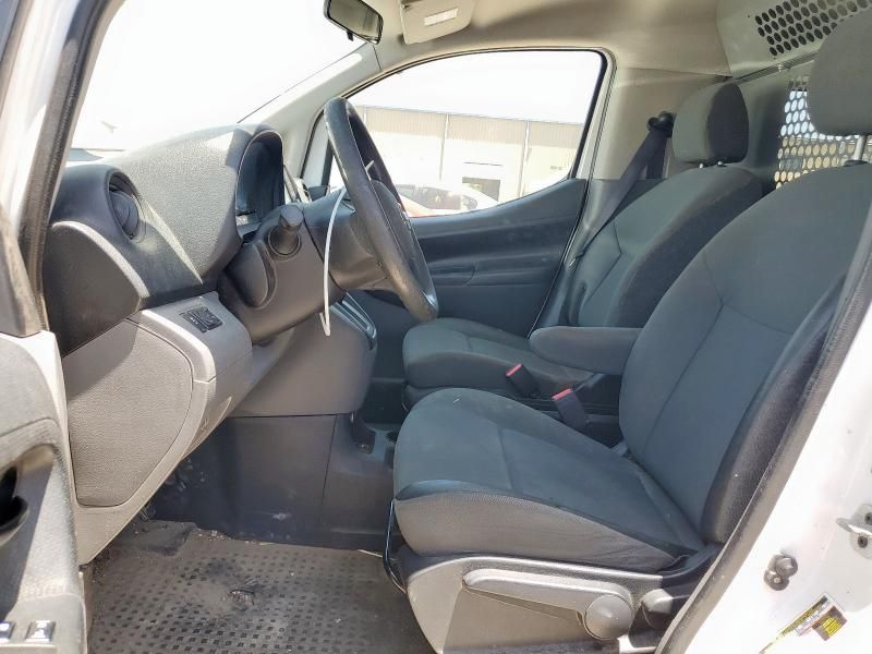 2015 Nissan NV200 2.5S