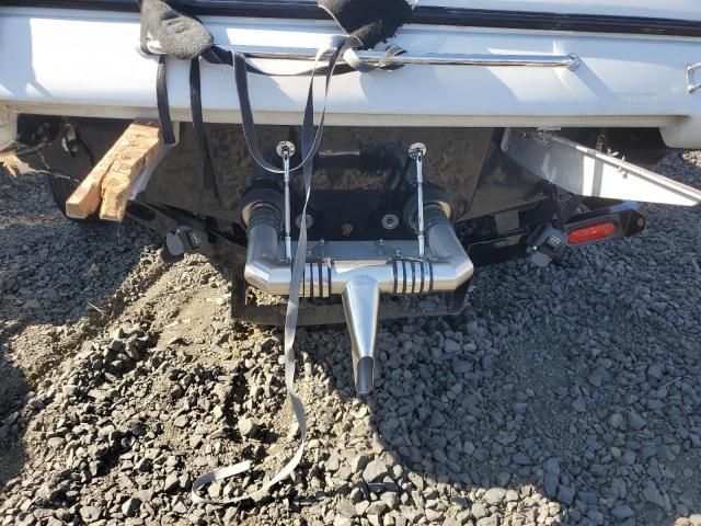 2005 Boat W/TRL 27.5