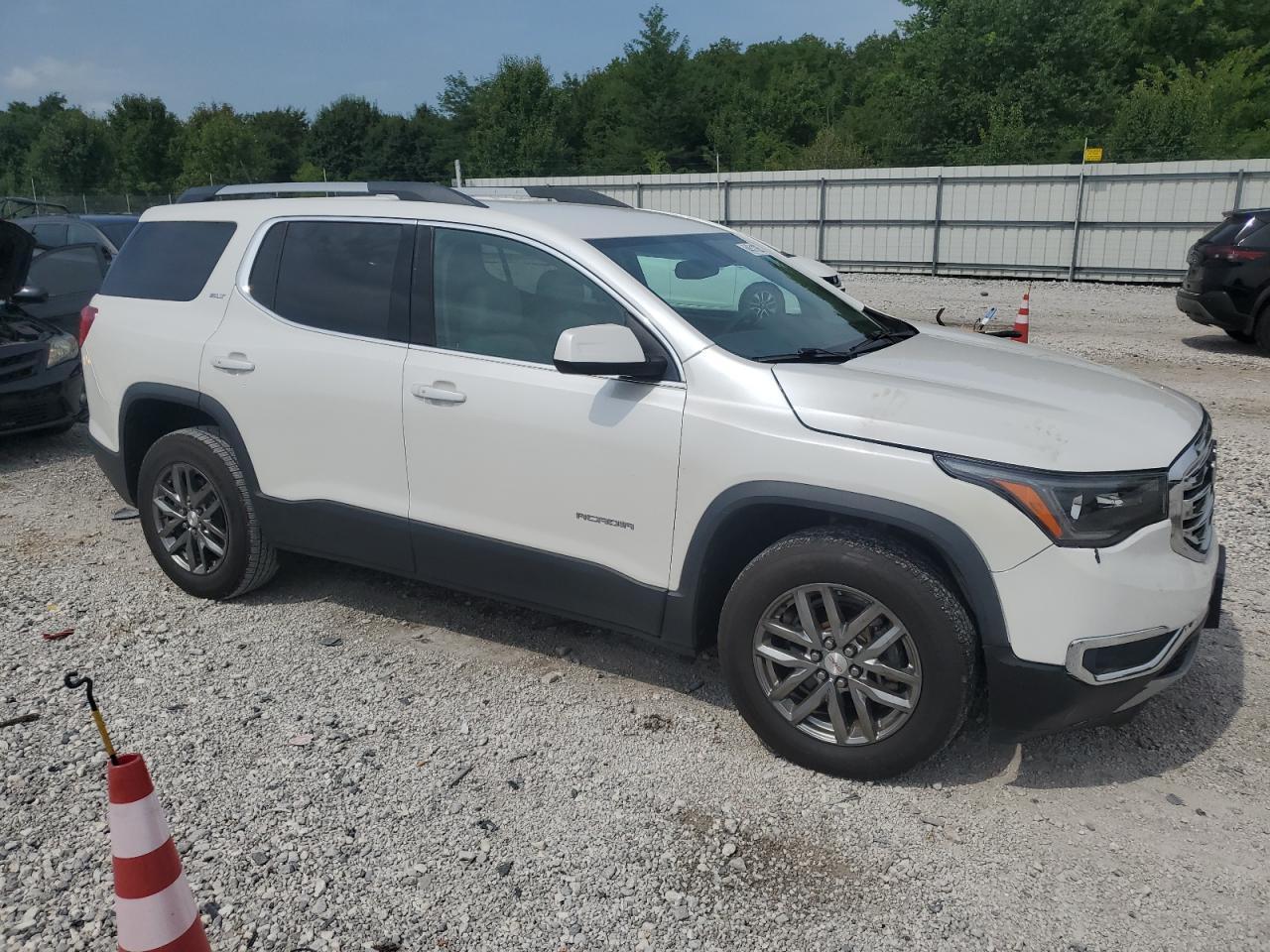 2017 GMC Acadia Slt-1