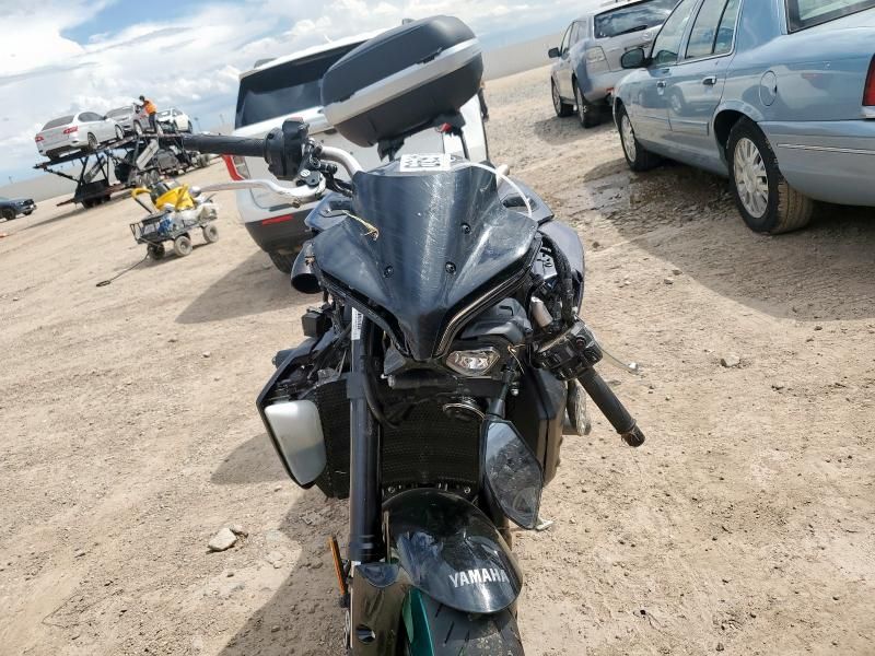 2024 Yamaha MTN1000