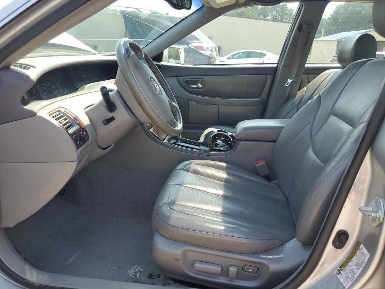 2003 Toyota Avalon xl
