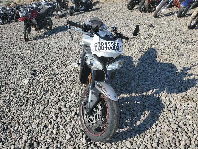 2018 Triumph Street Triple R