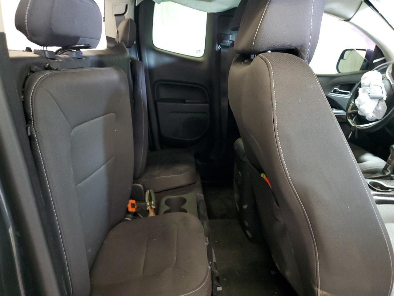2016 GMC Canyon SLE