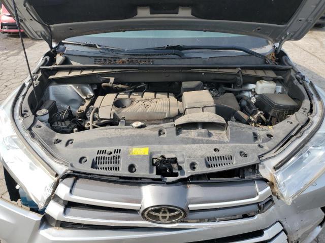 2018 Toyota Highlander le