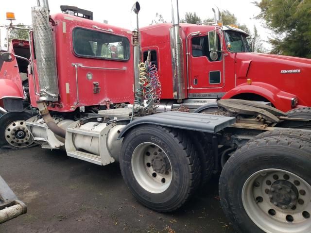 2009 Peterbilt 388 Semi Truck