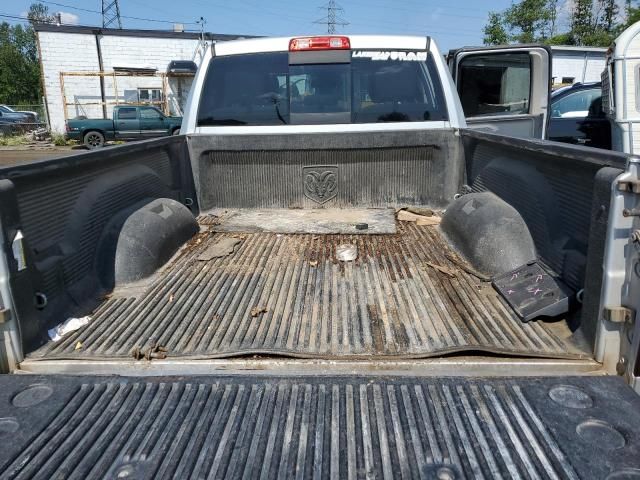 2015 Dodge RAM 1500 SLT